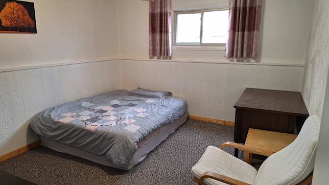 Moteaal's room
