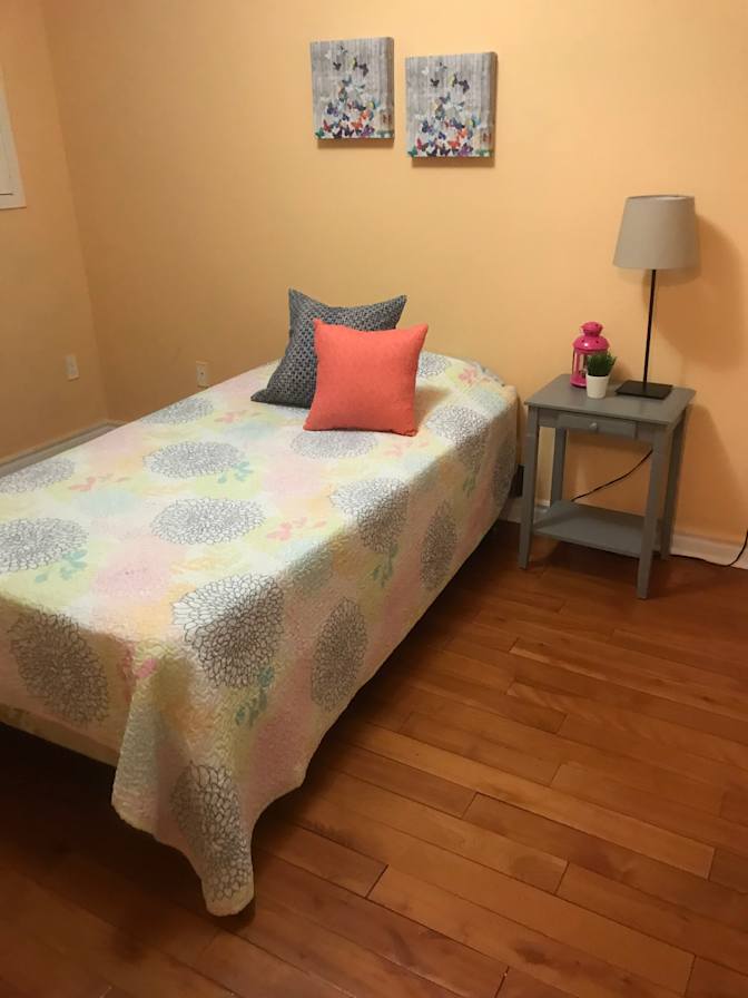 Shelly-Ann Green's room
