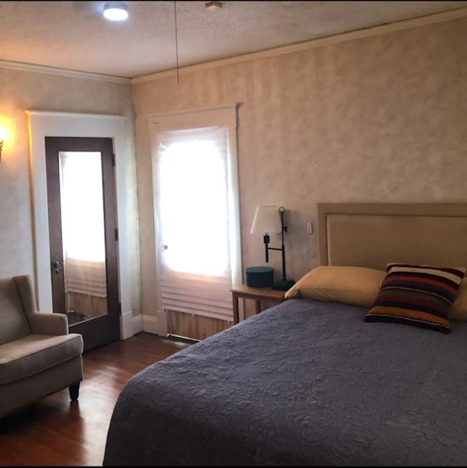 Mona's room