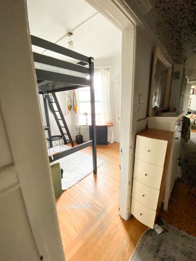haiate's room