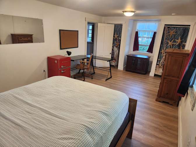 Steven's room