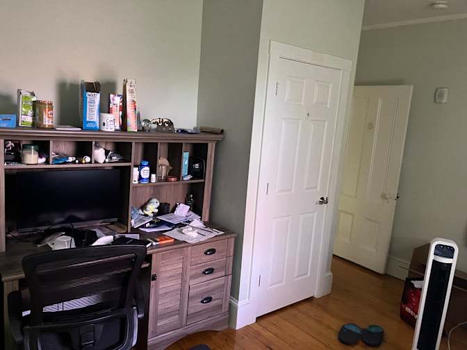 Nihar's room