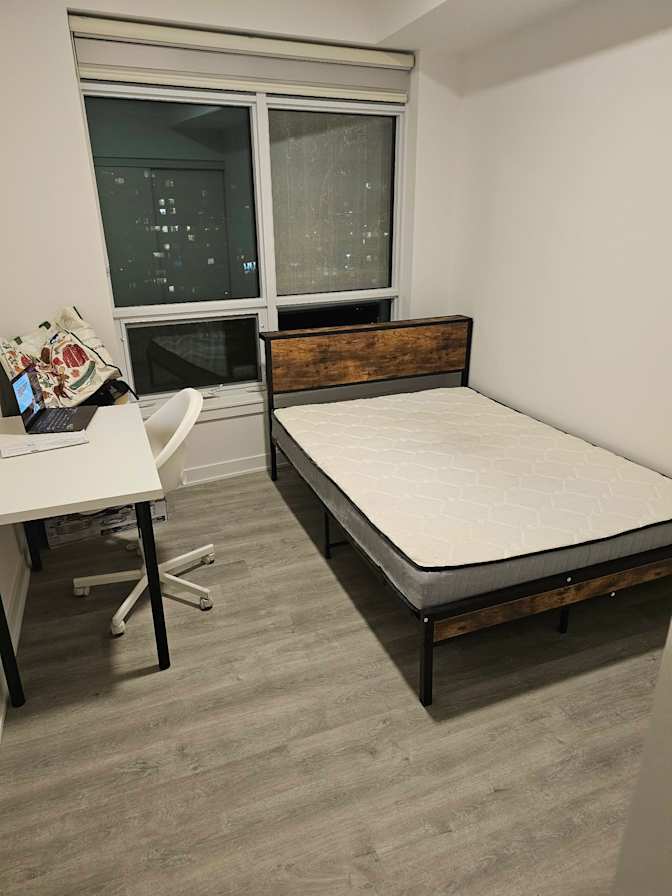Kyle's room