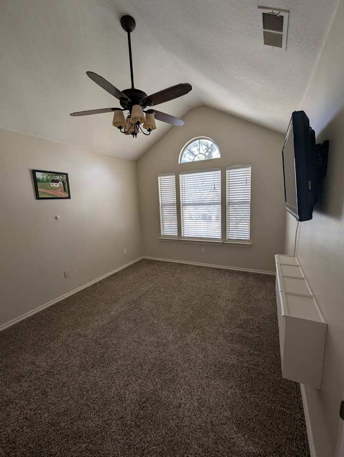 G & L's room