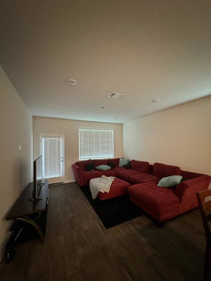 Akshay's room