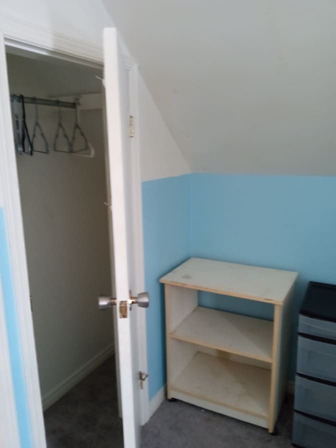 Cindy's room