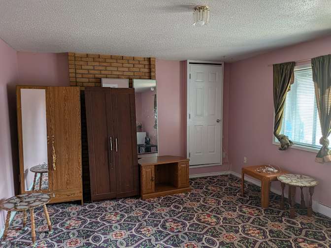J's room