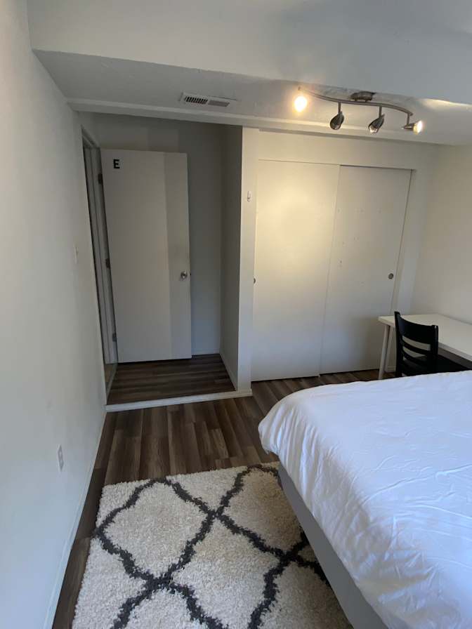Su's room