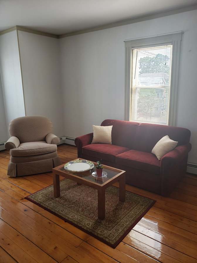 Suzanne's room