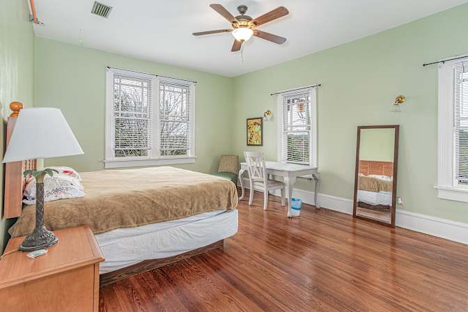 PadSplit's room