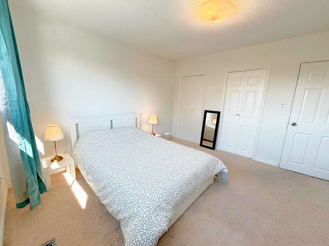 Shirin's room