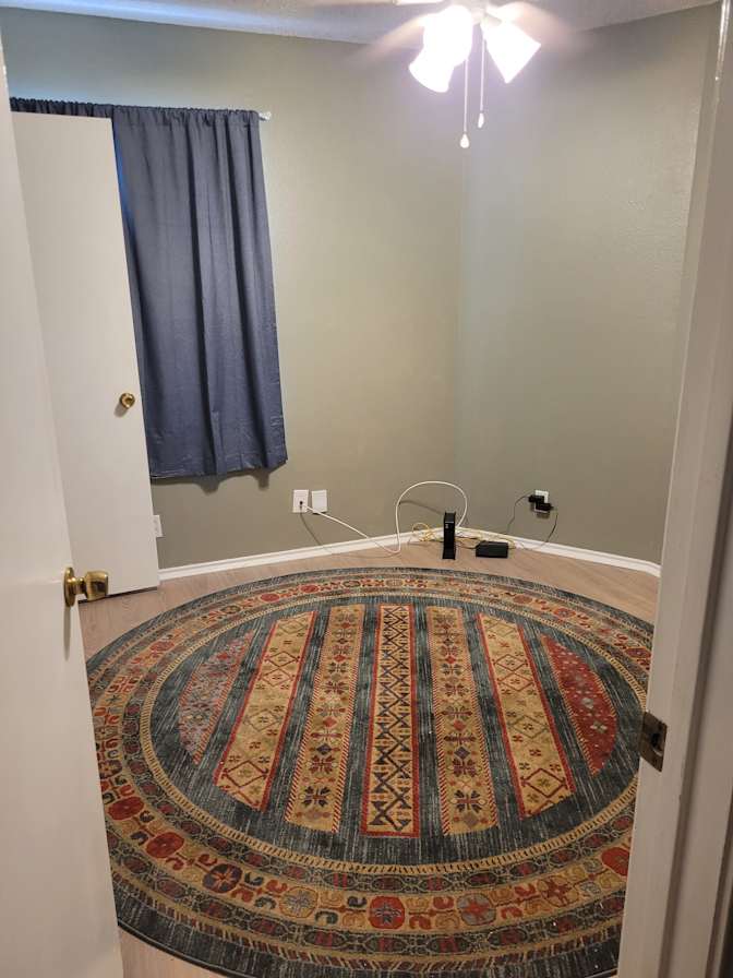 Linda Jones's room