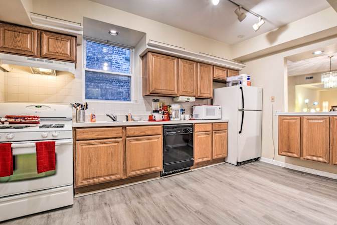 European Home - Roommate Needed's room