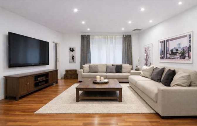 Privet room for rent's room
