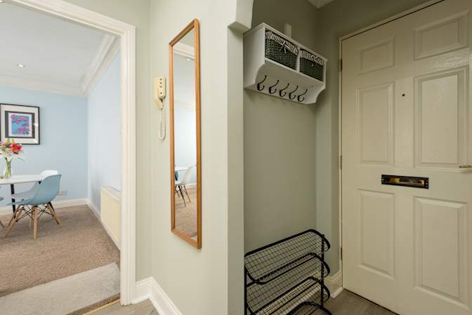 Jasmin Bouverie's room