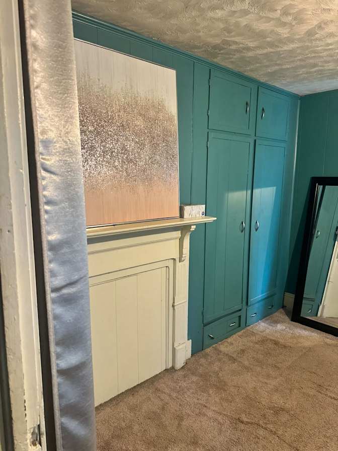 chekesha Woodruff's room