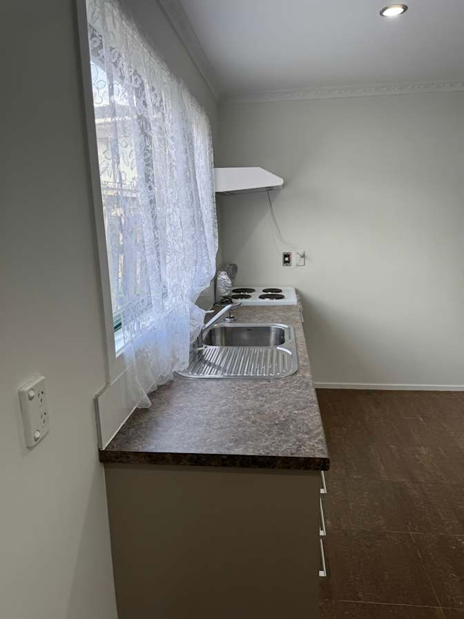 Tanweer's room
