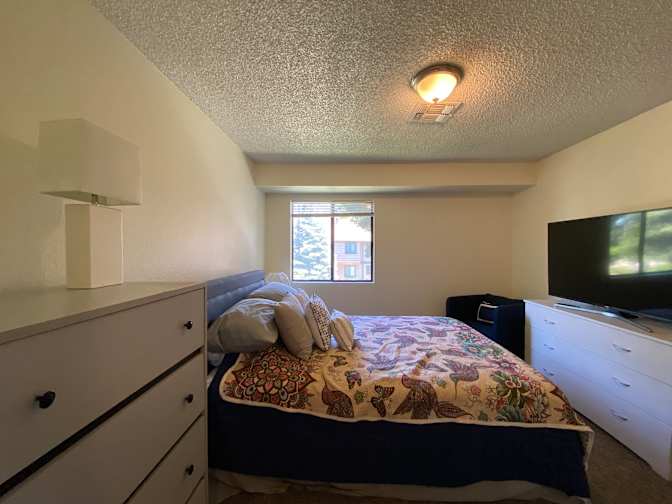 Khai's room