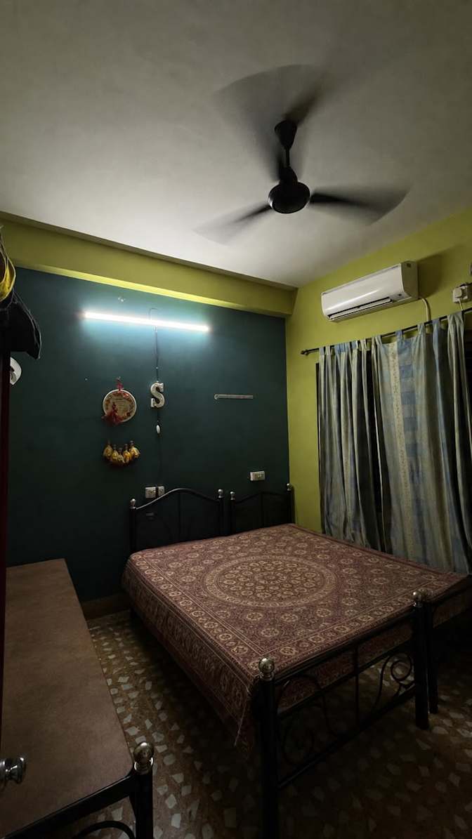 Sritama Das's room