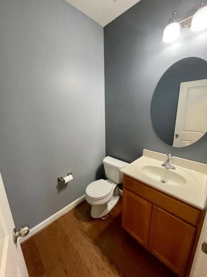 Alcove Rooms's room