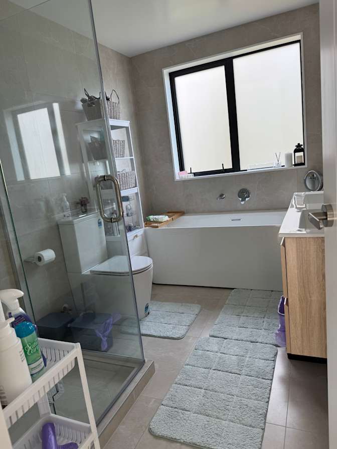 Parvaneh's room