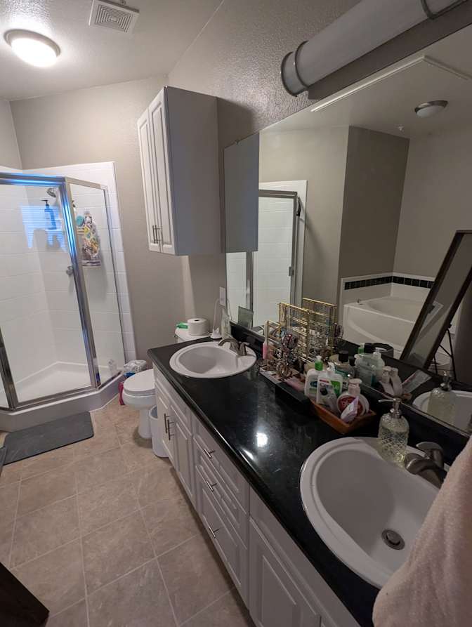 Sandra's room