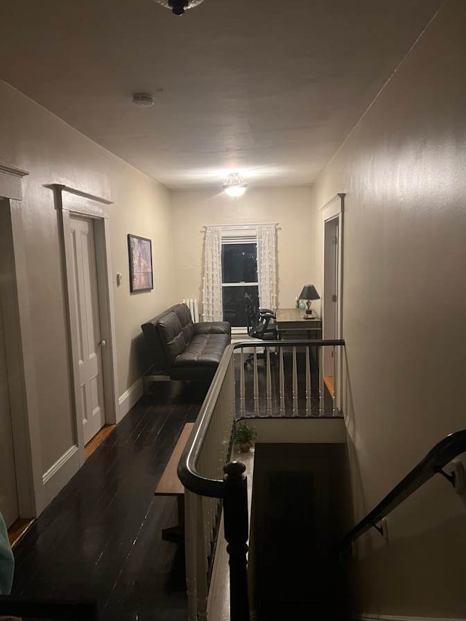 Jeff Bellotti's room