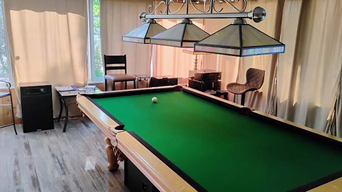 luc martel's room