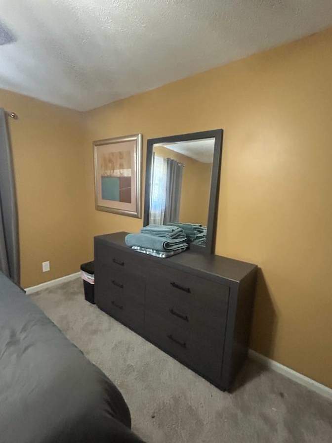 Furnished room for rent's room