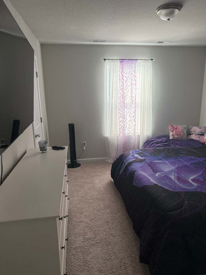 Aallisha's room