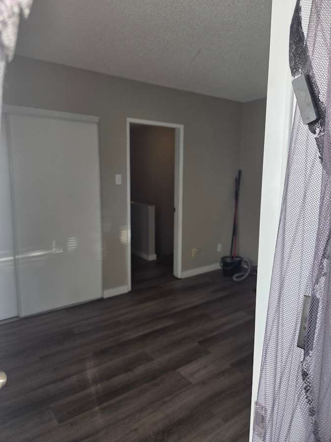 North Edmonton - Photo 17