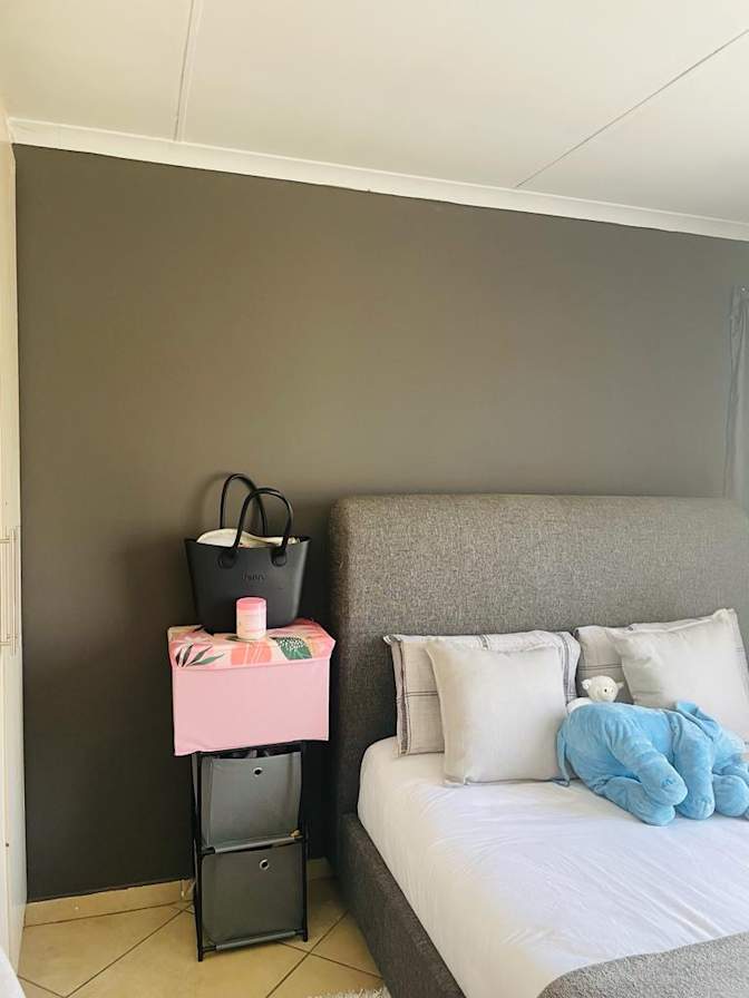 Thabo's room
