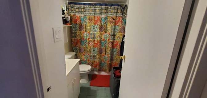 Mohamad's room