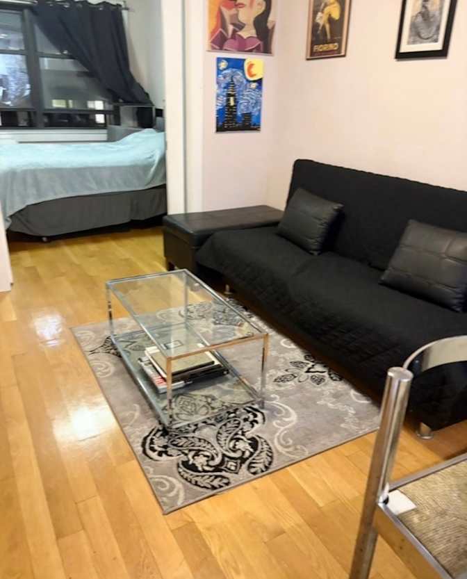 C Lee's room