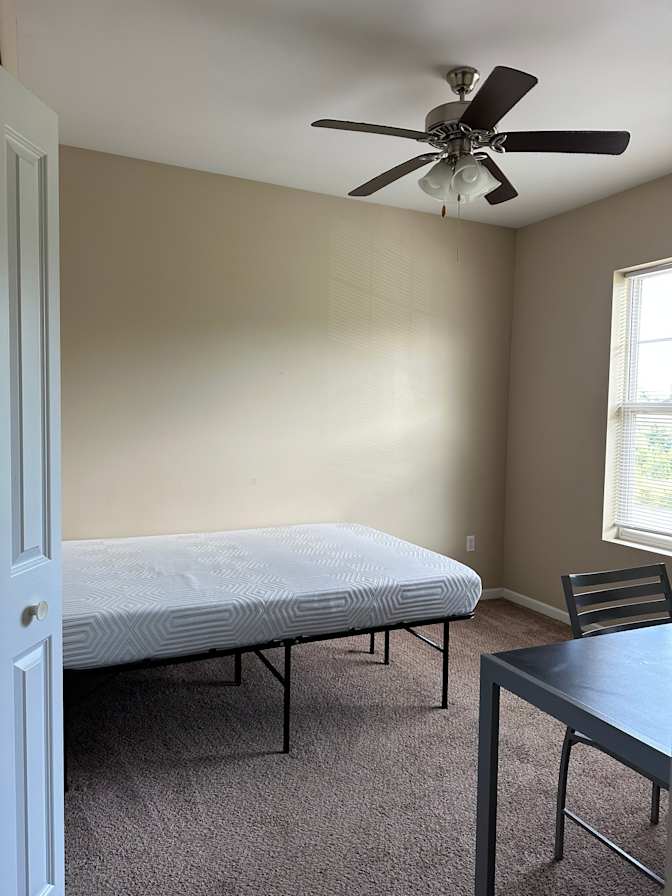 Amanda Allgeier's room