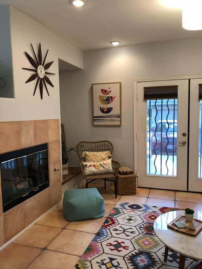 Sandy's room