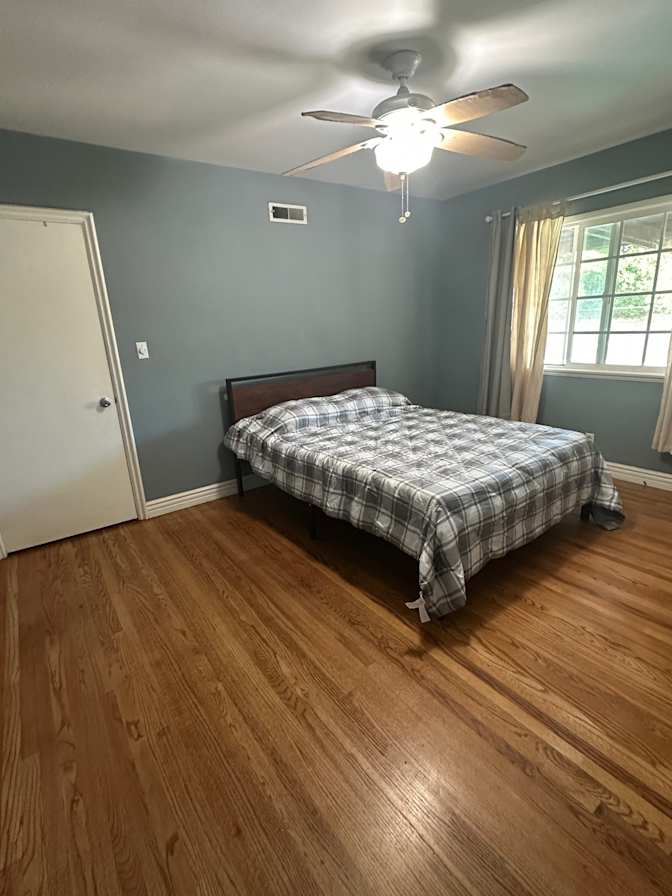 Phil Sandoval's room