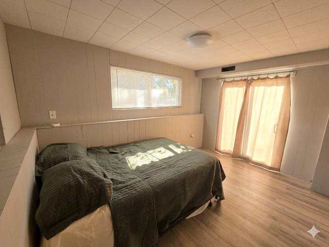 Annalyse's room