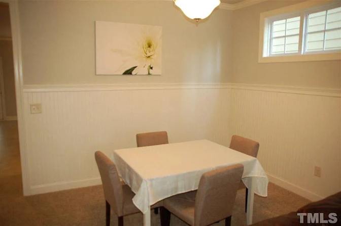 Alcove Rooms's room