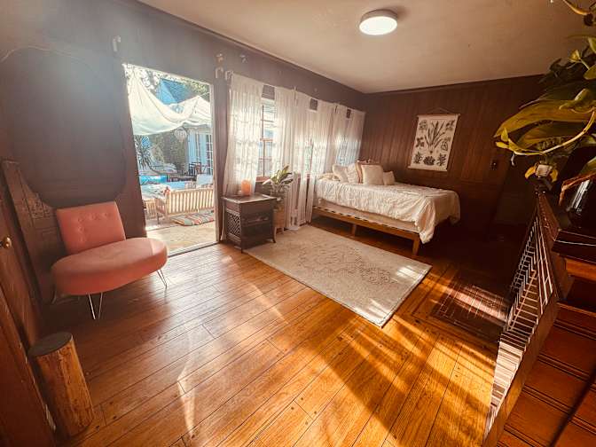 Lisa's room