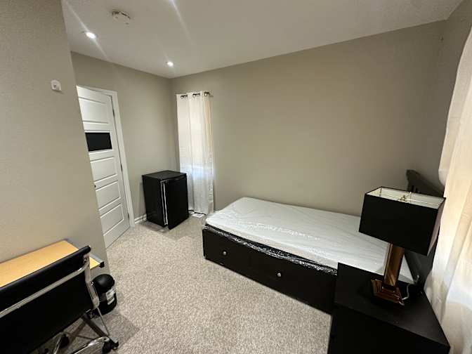 Paola's room
