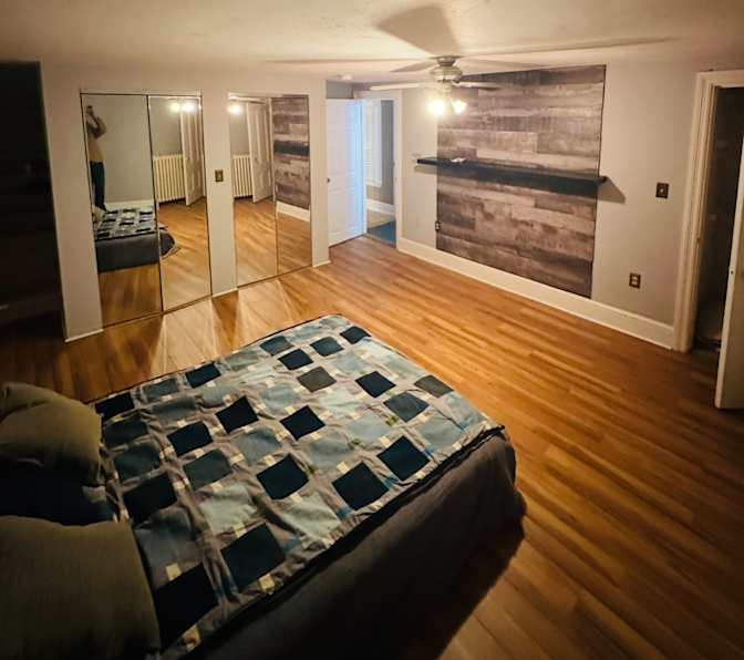 Mike Kilgallon's room