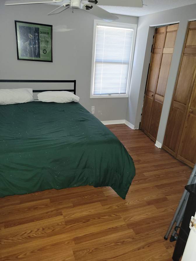 L.G.'s room