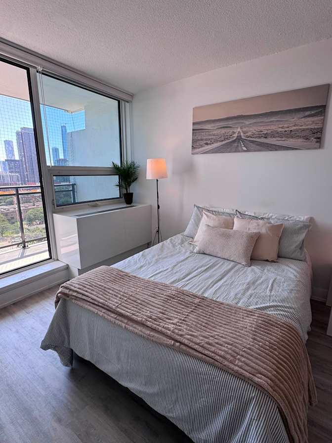 Guillermo's room