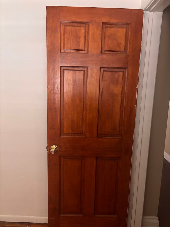Lisa's room