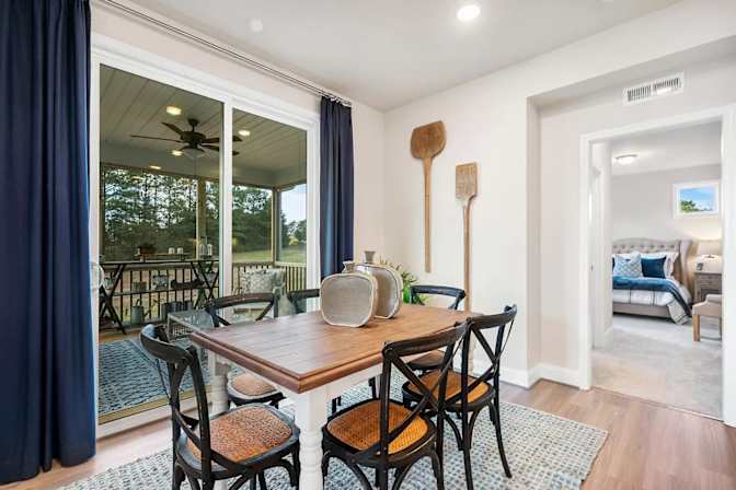 Alcove Rooms's room