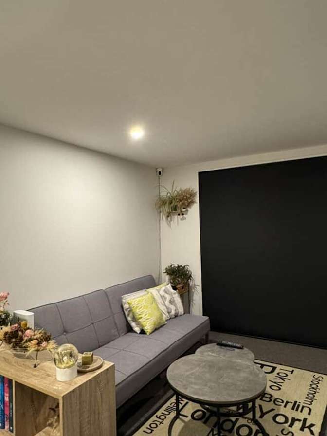 Try's room