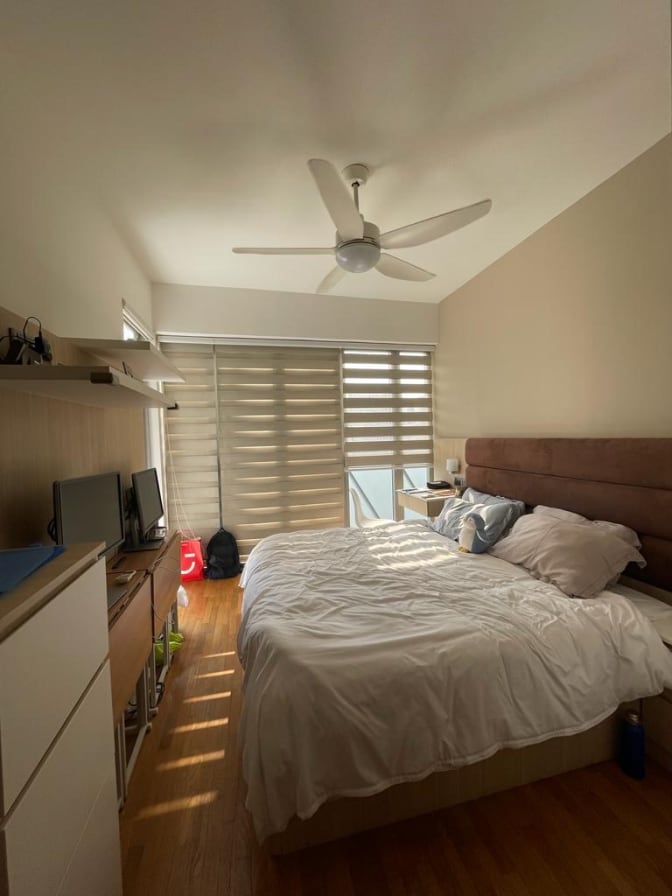 Erlina's room