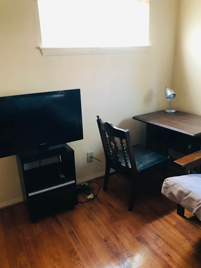 Lynn's room