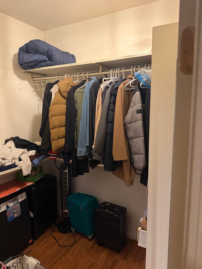 Akshit Deshwal's room